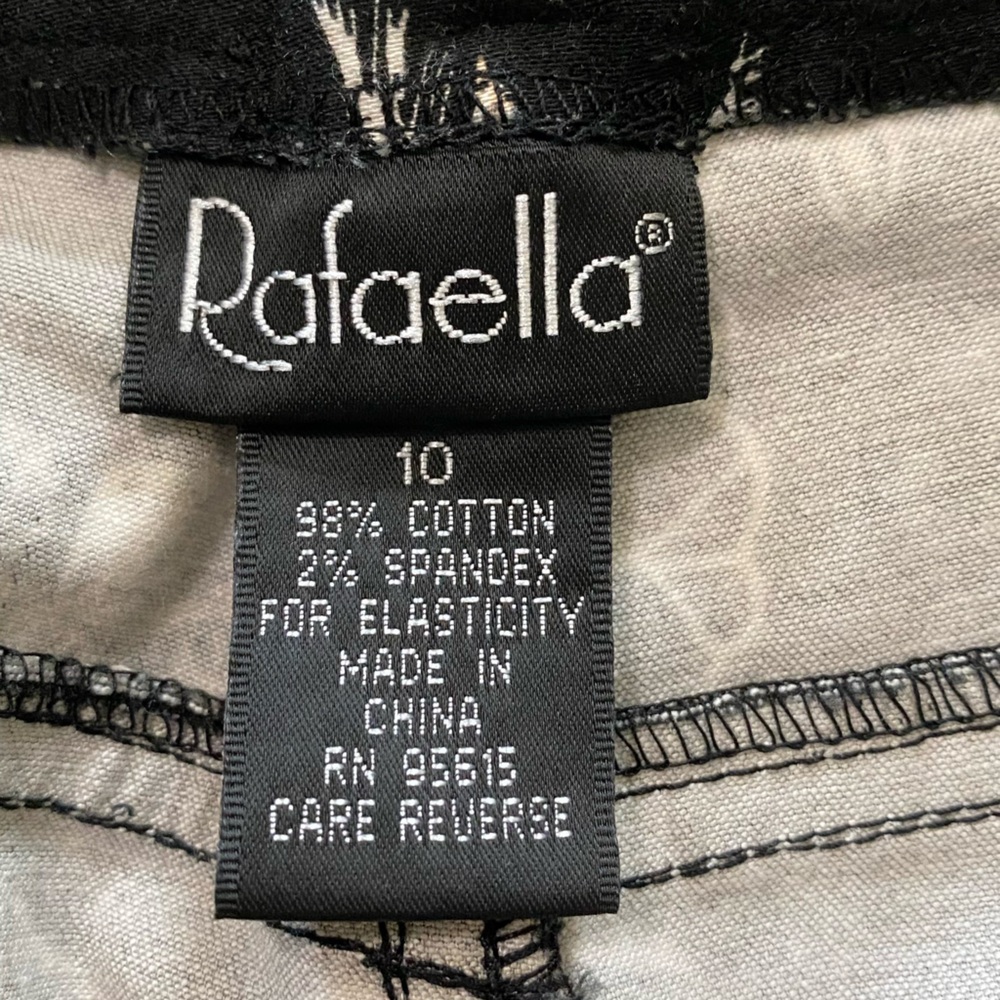 Rafaella Black and White Patterned Pants - Picture 2 of 11